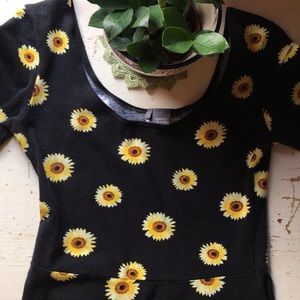 🌻Two Dress Size Small- $20